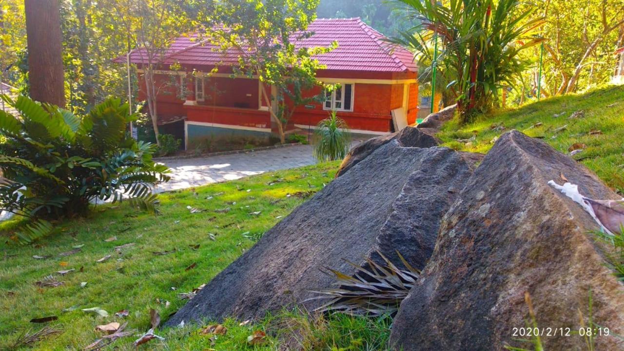 Treetop Resort Attappadi Exterior photo